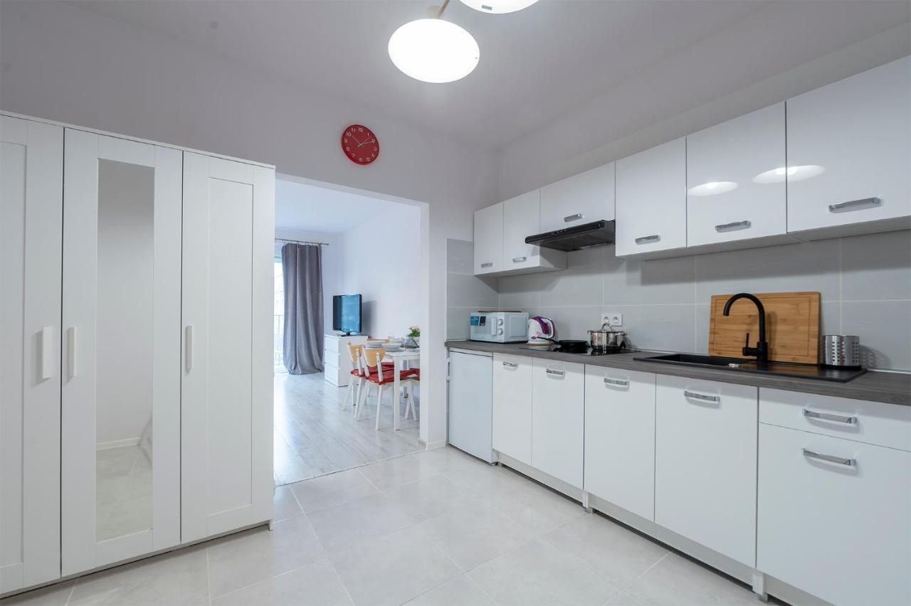 Luxury In City -3- Studio Bright & Secure Free Parking Łódź Esterno foto